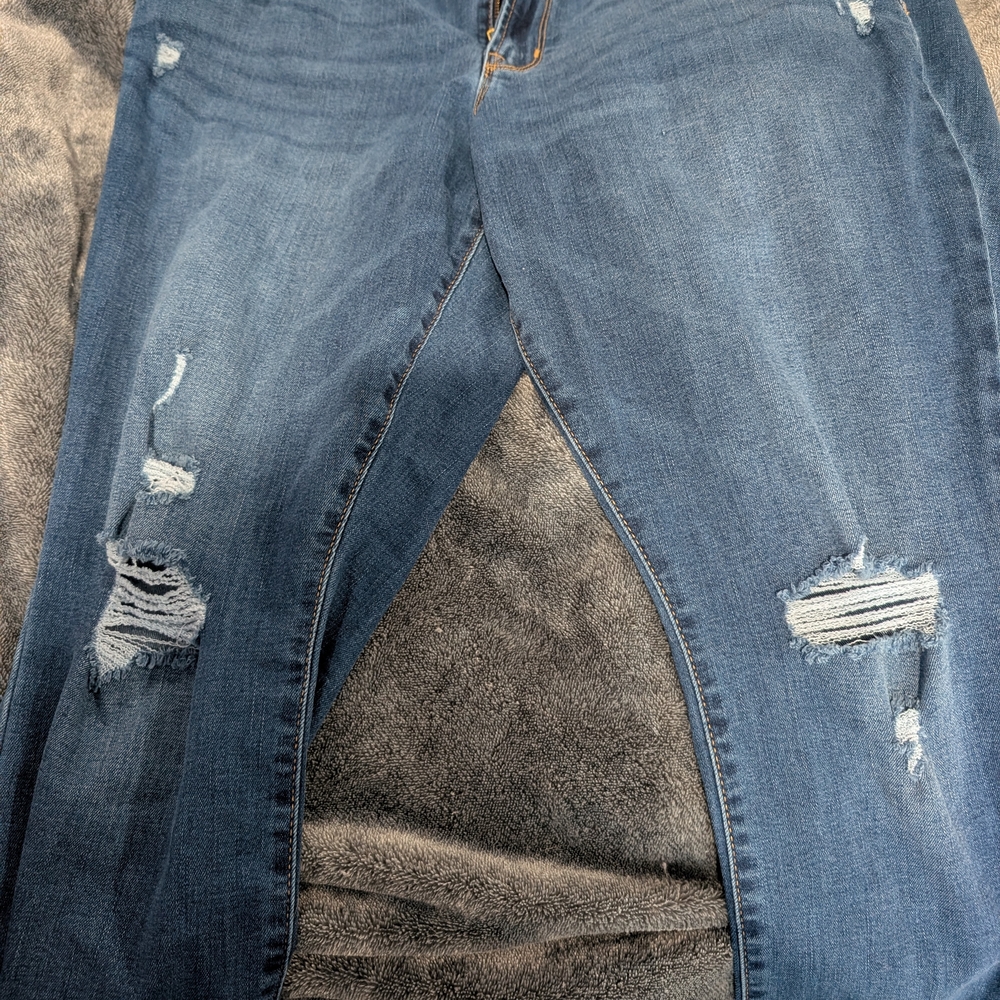 Old Navy Women's Distressed Skinny Jeans - Blue